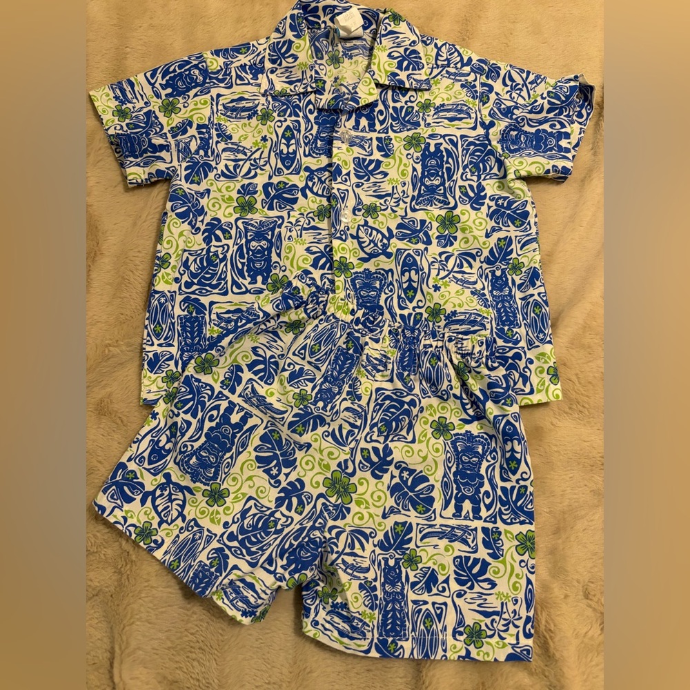 Like new toddler resort short set from Kala Hawaii3T